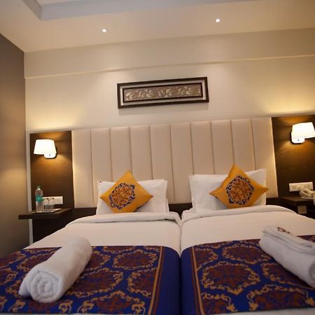 Ganpat Grand Hotel Palni Exterior photo