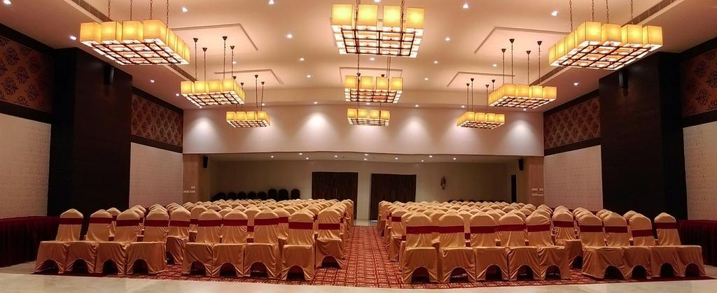 Ganpat Grand Hotel Palni Exterior photo