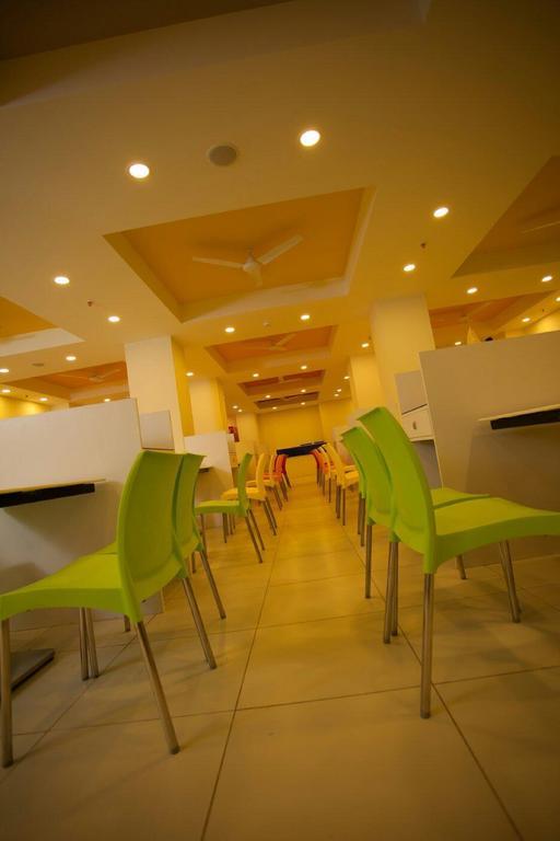 Ganpat Grand Hotel Palni Exterior photo
