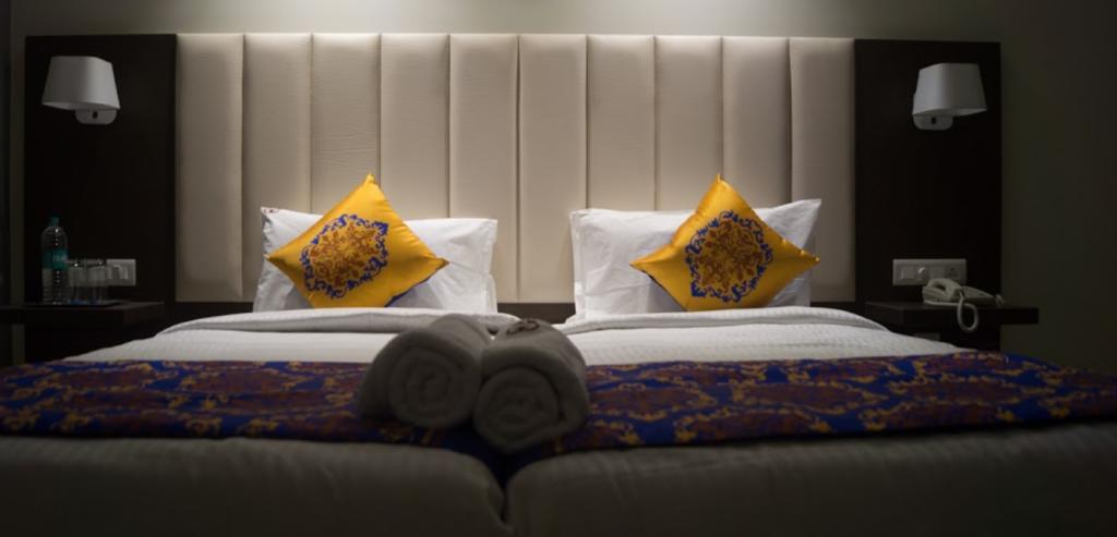 Ganpat Grand Hotel Palni Exterior photo