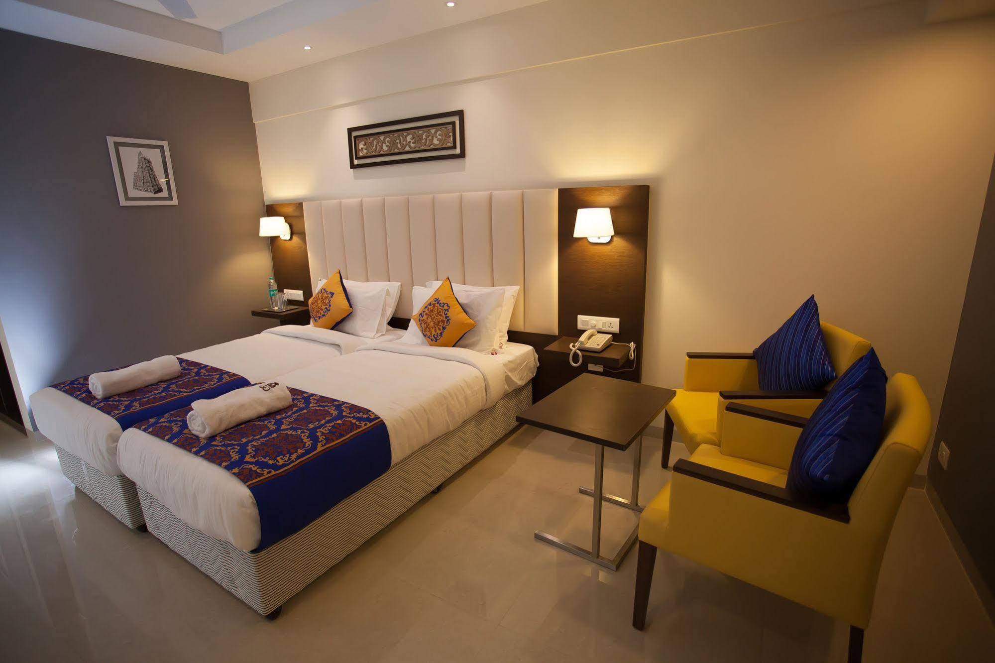Ganpat Grand Hotel Palni Exterior photo